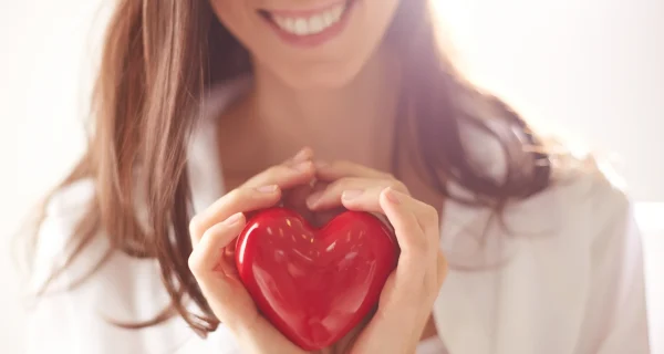 red-heart-hands-woman