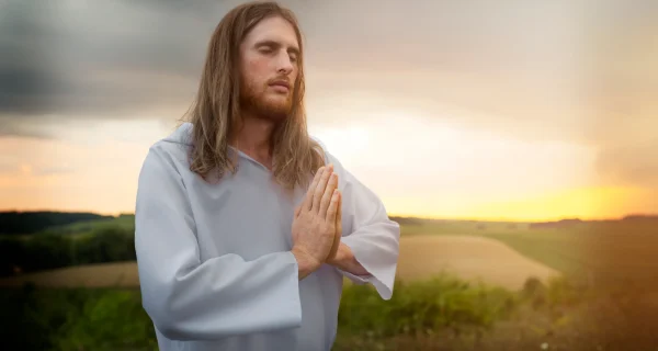 side-view-man-praying-outdoors